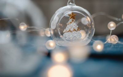 4 idées pour mettre en valeur votre table basse à Noël
